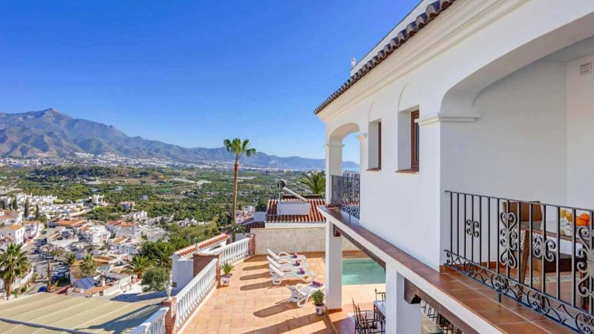 Villa Lara Pinta Nerja Spain