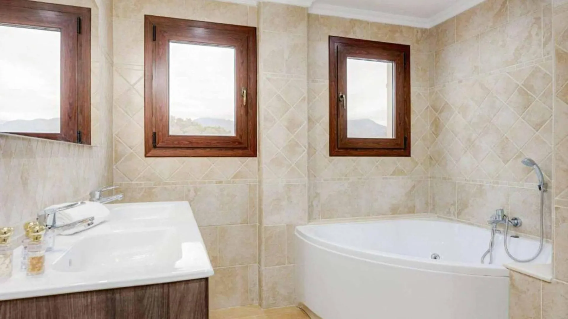 Villa Lara Pinta Nerja