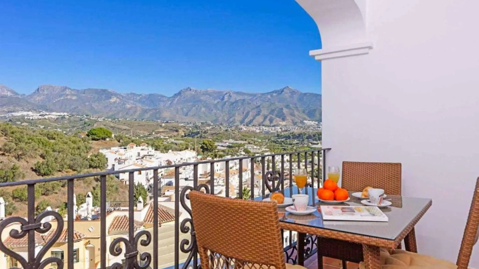 Villa Lara Pinta Nerja