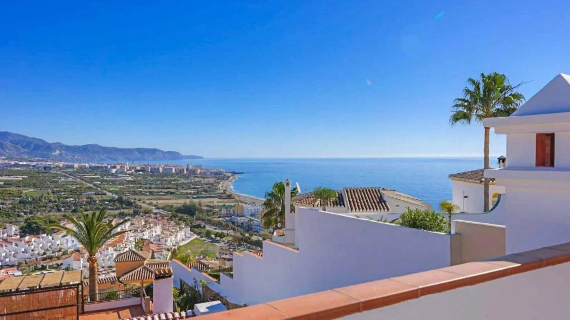 Villa Lara Pinta Nerja